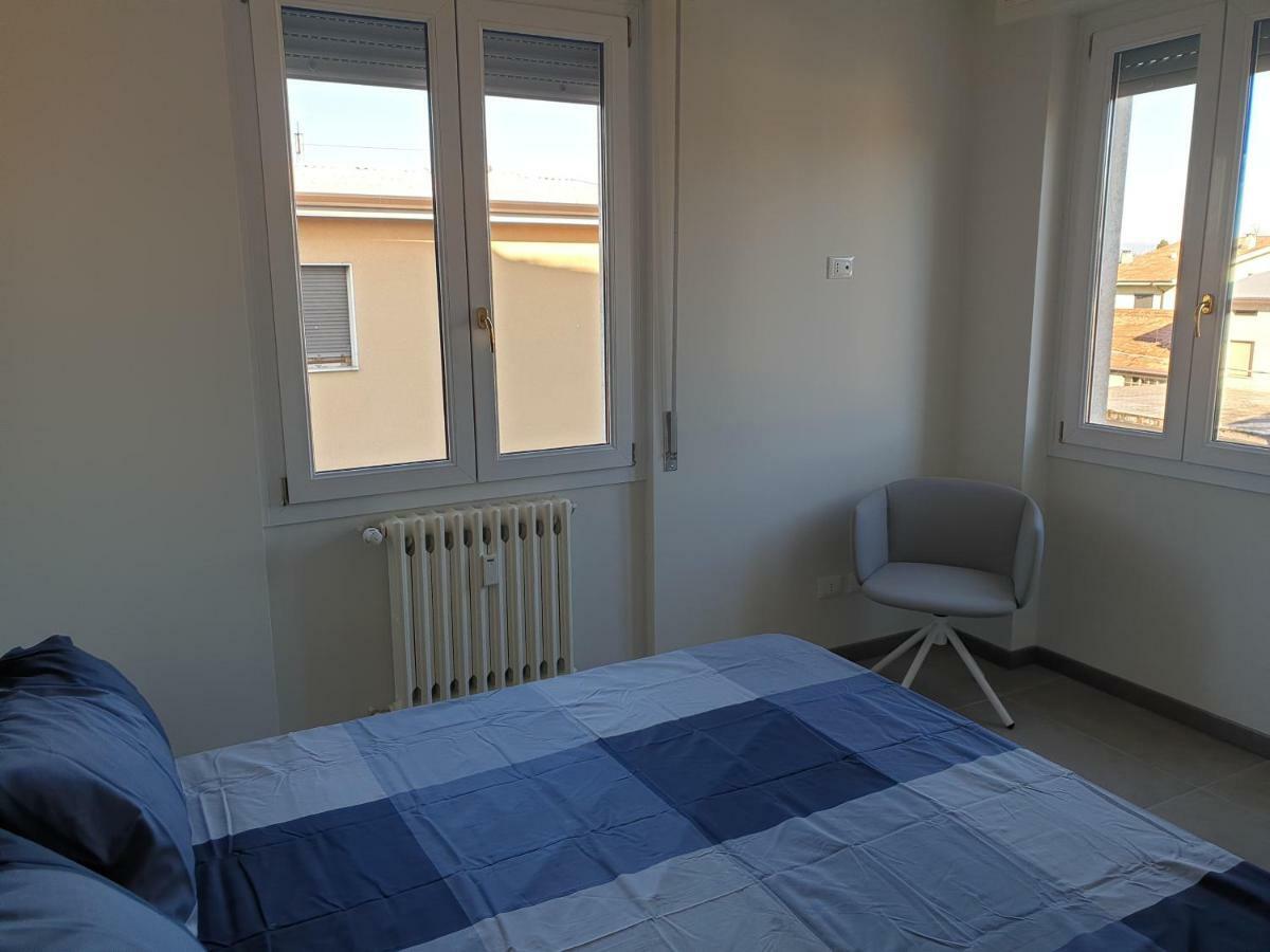 Sun Lake Apartments Desenzano del Garda Exterior photo