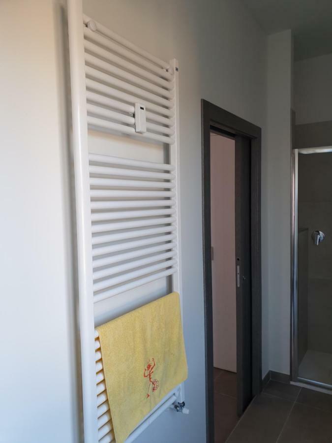 Sun Lake Apartments Desenzano del Garda Exterior photo