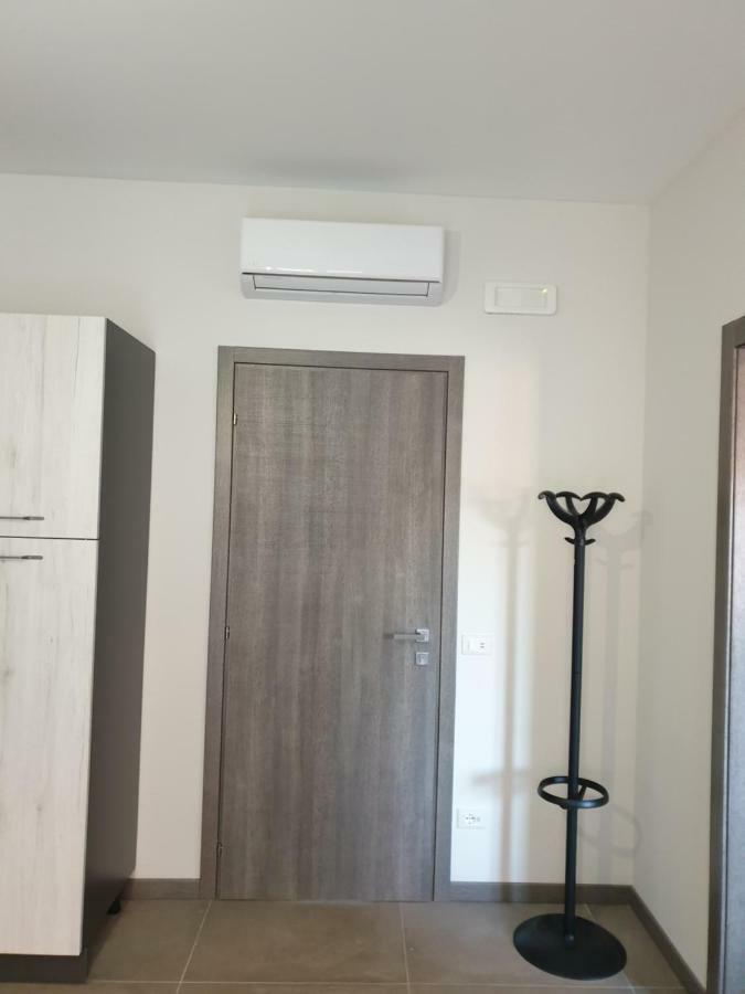 Sun Lake Apartments Desenzano del Garda Exterior photo